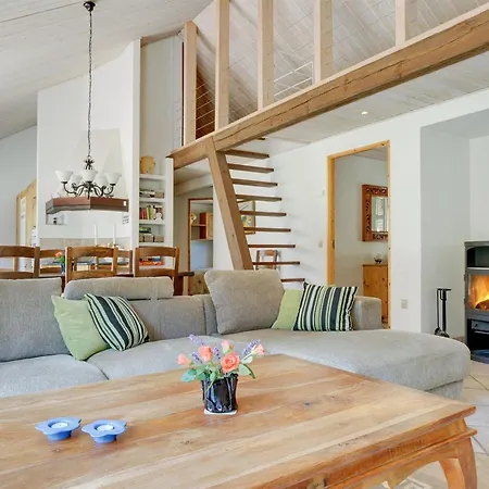 Arletty - 1km From The Sea By Interhome بيت للعطل